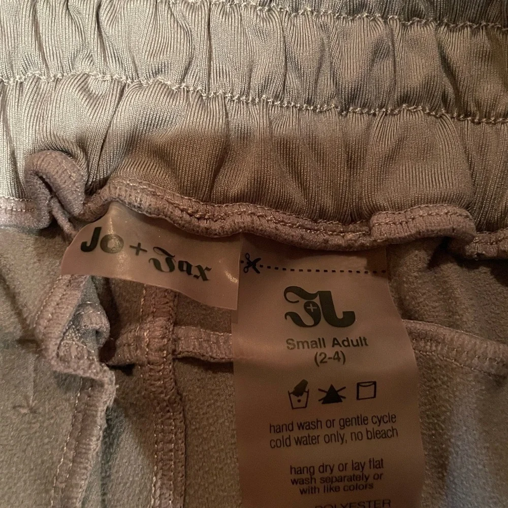 Jo + Jax Fiora Pant Light Gray joggers adult small 2-4  nwot